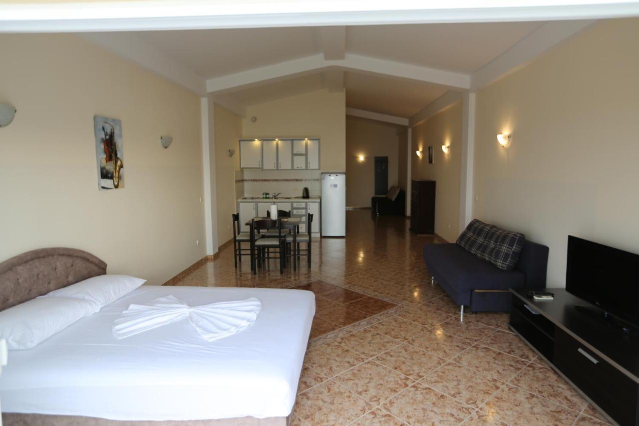 Kapriz Apartments Utjeha Dış mekan fotoğraf