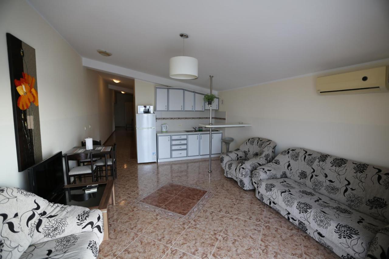 Kapriz Apartments Utjeha Dış mekan fotoğraf