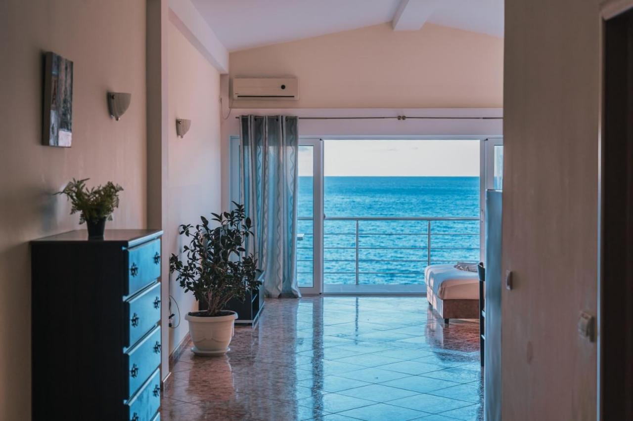 Kapriz Apartments Utjeha Dış mekan fotoğraf