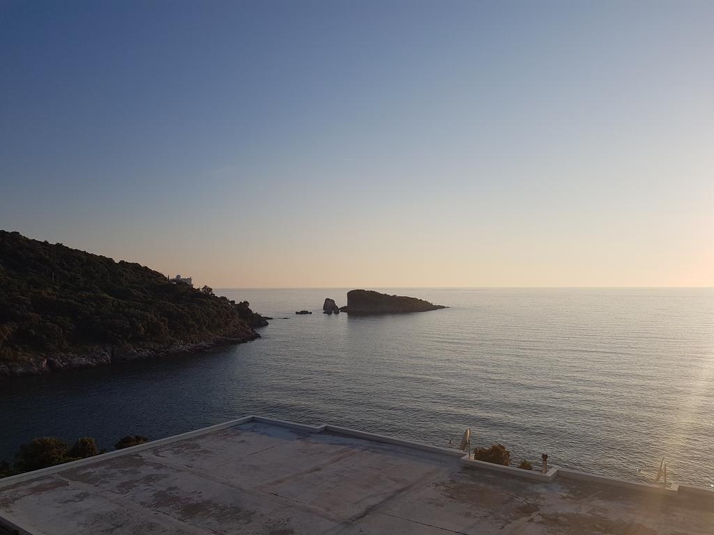 Kapriz Apartments Utjeha Dış mekan fotoğraf